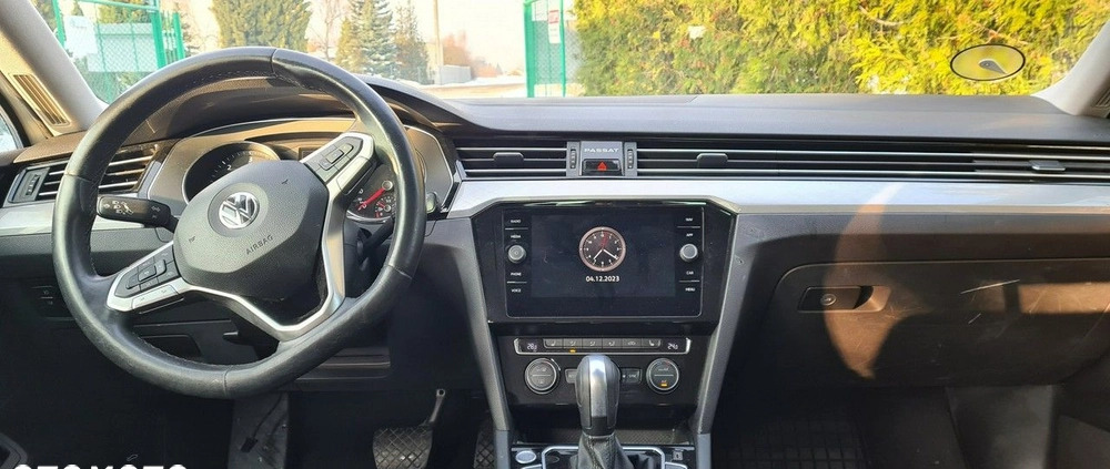 Volkswagen Passat cena 79900 przebieg: 196500, rok produkcji 2020 z Lubień Kujawski małe 92